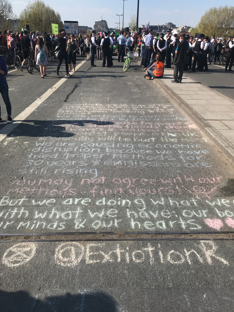 817C8BD6-67F4-4D7C-8782-87B47AA43A91